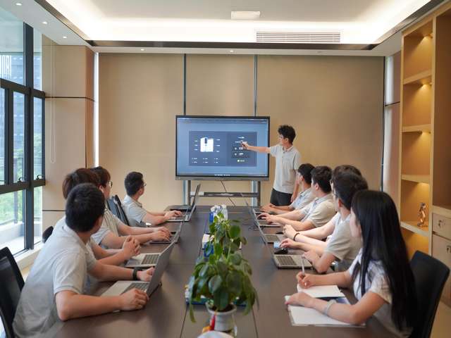 九台区冷库门厂家